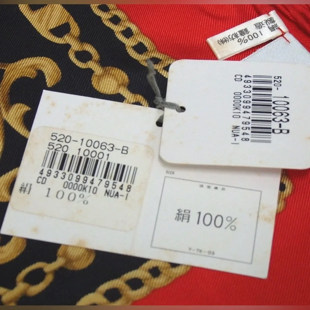NWT DIOR Signature Logo Silk Scarf 😍❤️
